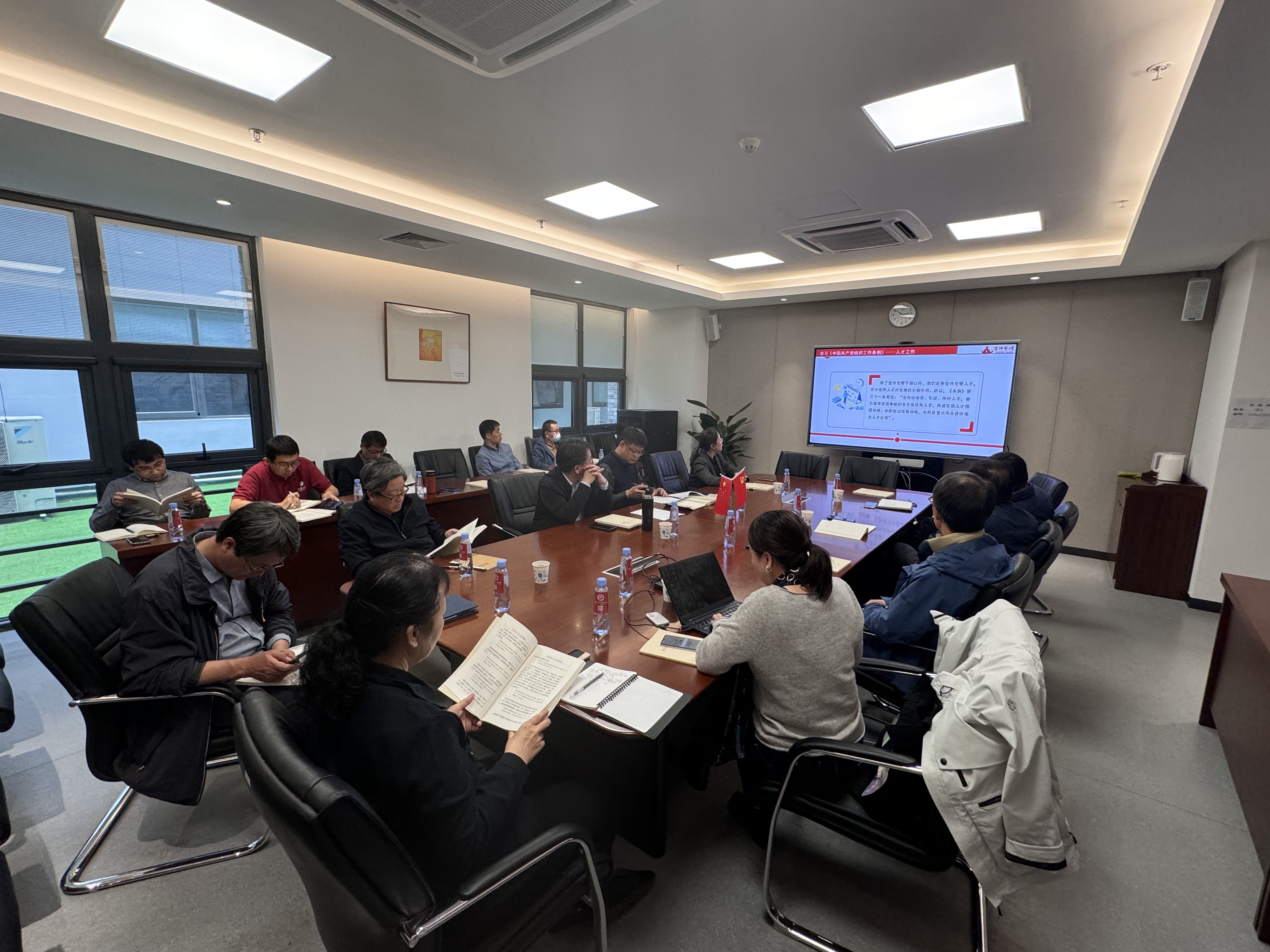 b2599439fa2f46f28ca6970b25933c4d.jpg 2-2 视频学习.jpg