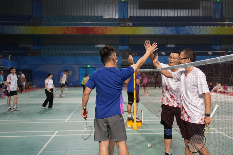 92a7d4a399fe4116a8562baecf140252.png 多人7_副本.png